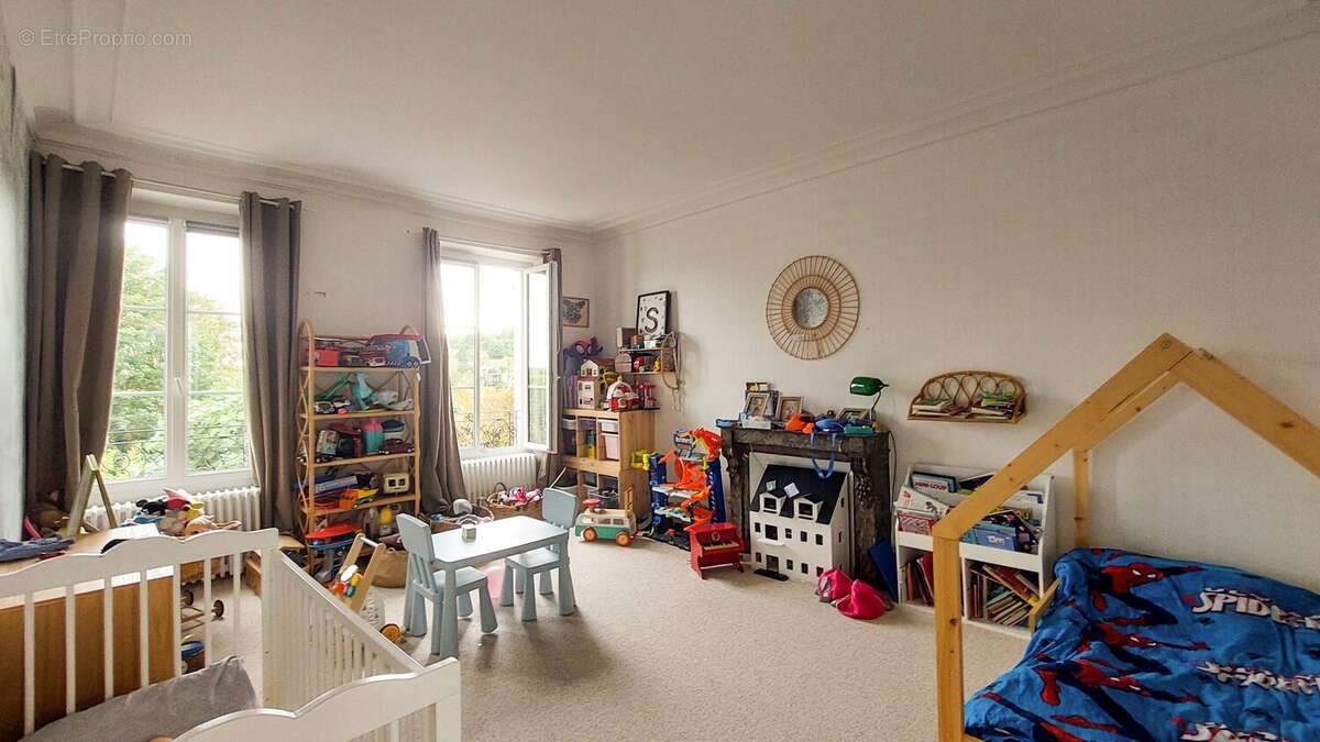 Chambre 2 - Maison à MEZY-SUR-SEINE