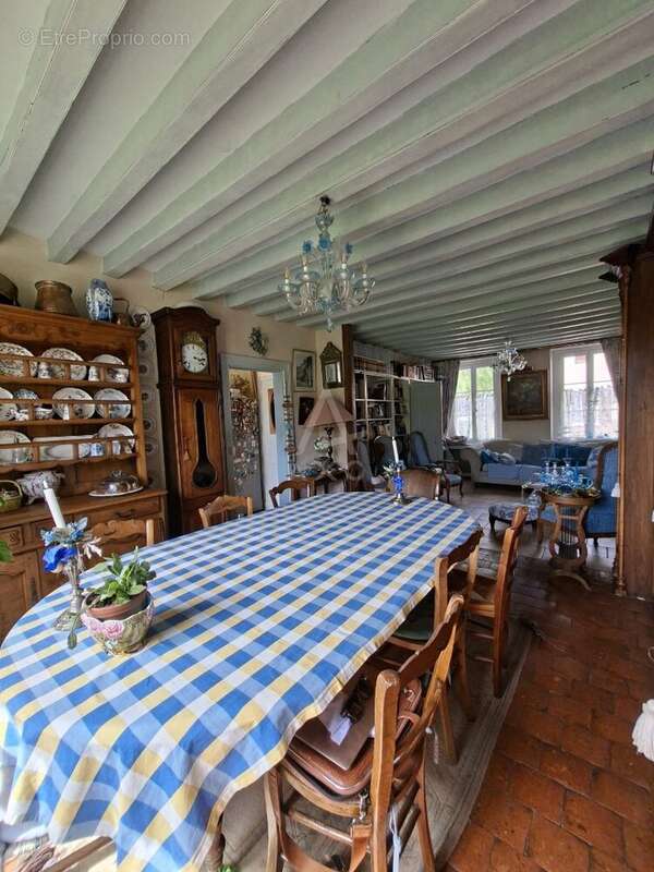 Maison à ARQUIAN