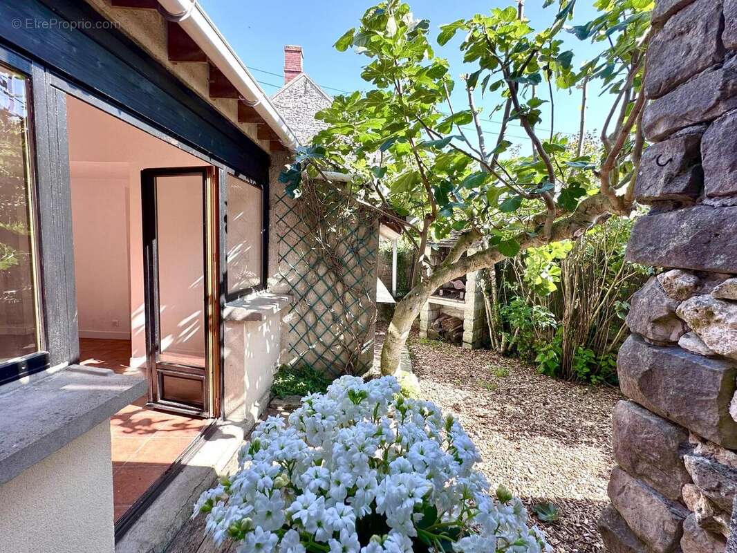 Photo 2 - Maison à MILLY-LA-FORET