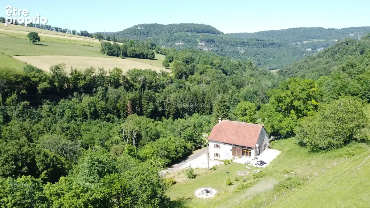 Corps de ferme isolé, 8 pièces 120 m2 - 59 ares de terrain - photo 2