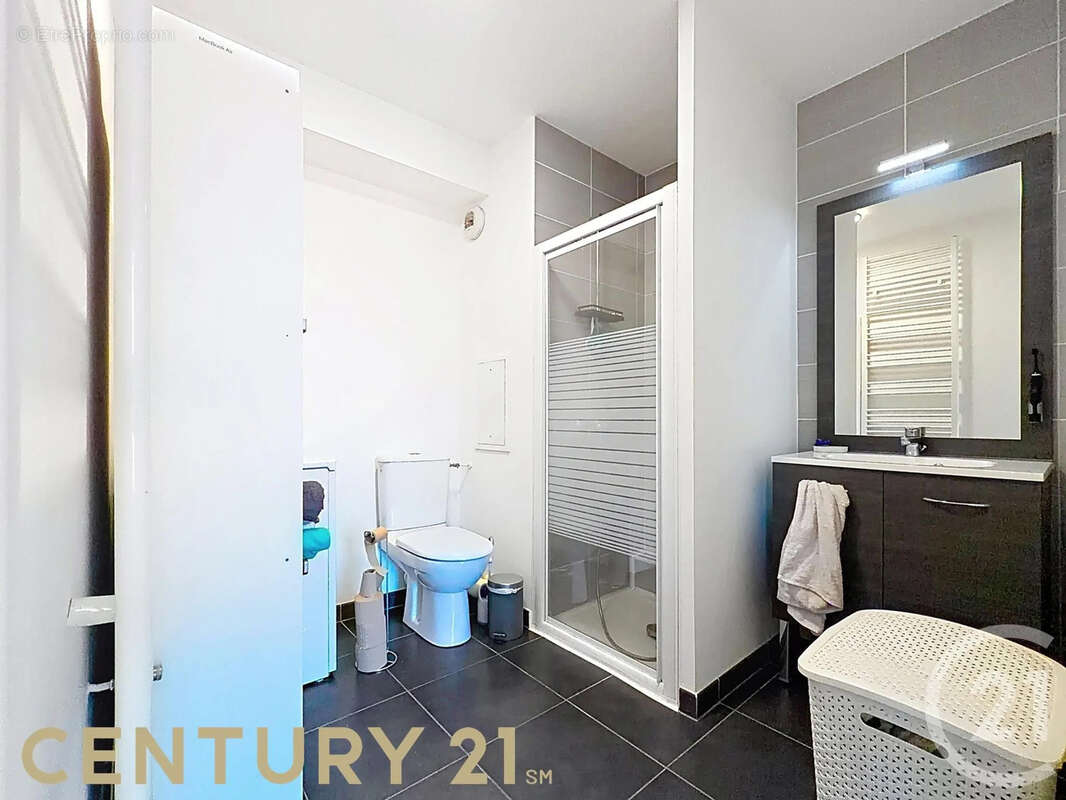 Appartement 39 m² à Sathonay-Camp  - photo 5