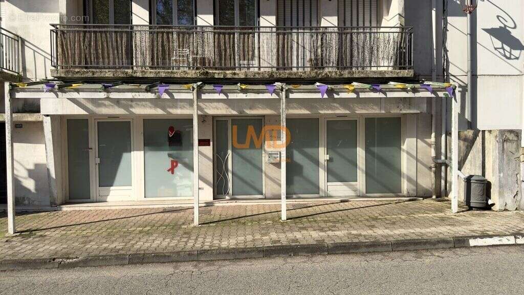 Local pro/commercial 58 m² forte visibilité - photo 7