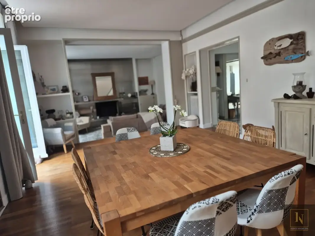 Bien d'exception Maison de VILLE 5 Chambres Garage Saint-Pere-en-Retz (44320)- Pays de RETZ - photo 16