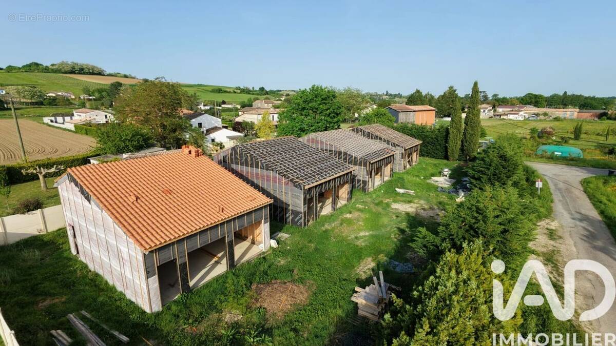 Photo 1 - Maison à SAINT-MARTIN-PETIT