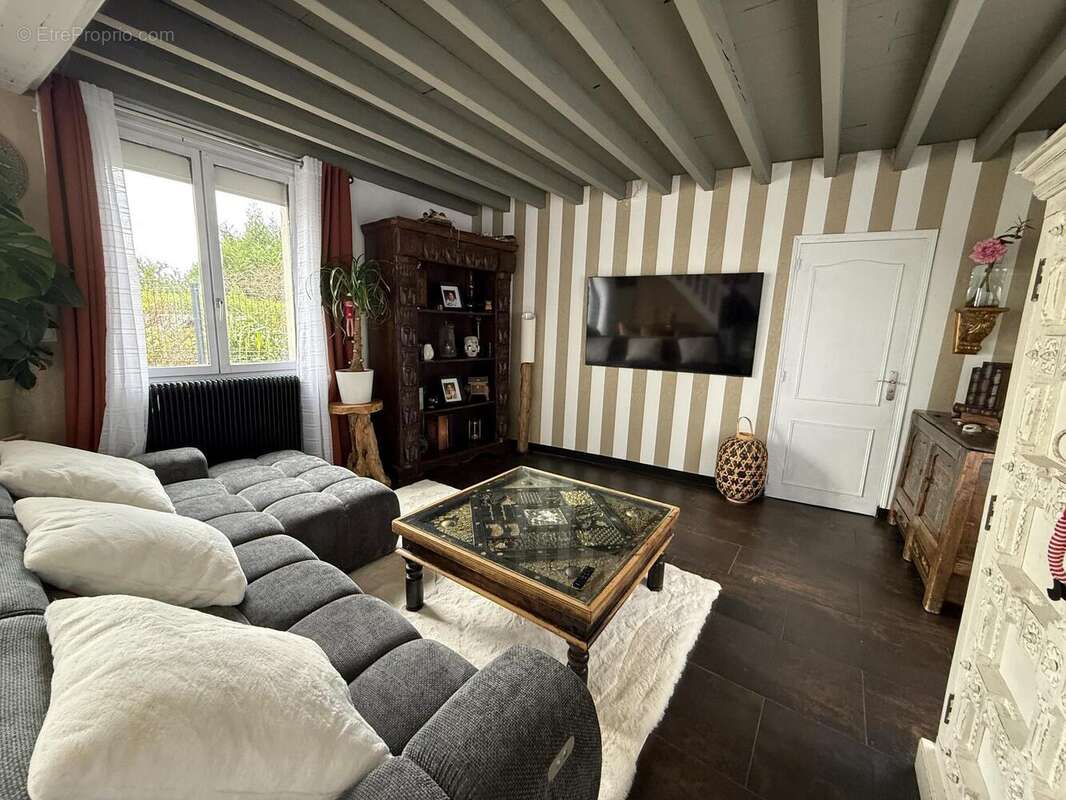 Photo 2 - Maison à SAINT-PARRES-AUX-TERTRES