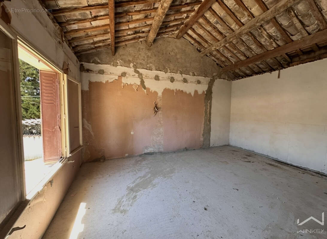 Maison à BOLLENE