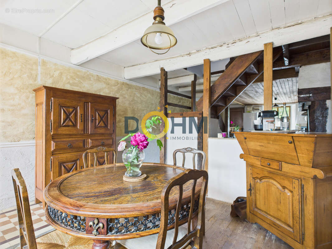 Maison à MARSAC-EN-LIVRADOIS