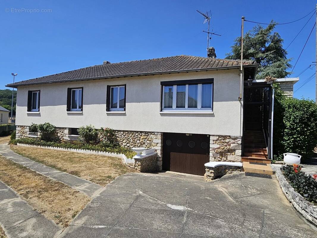 Maison à GRAVIGNY