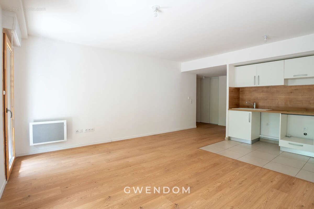 Appartement à TORCY