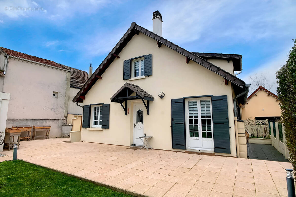 Maison à MAREUIL-LES-MEAUX