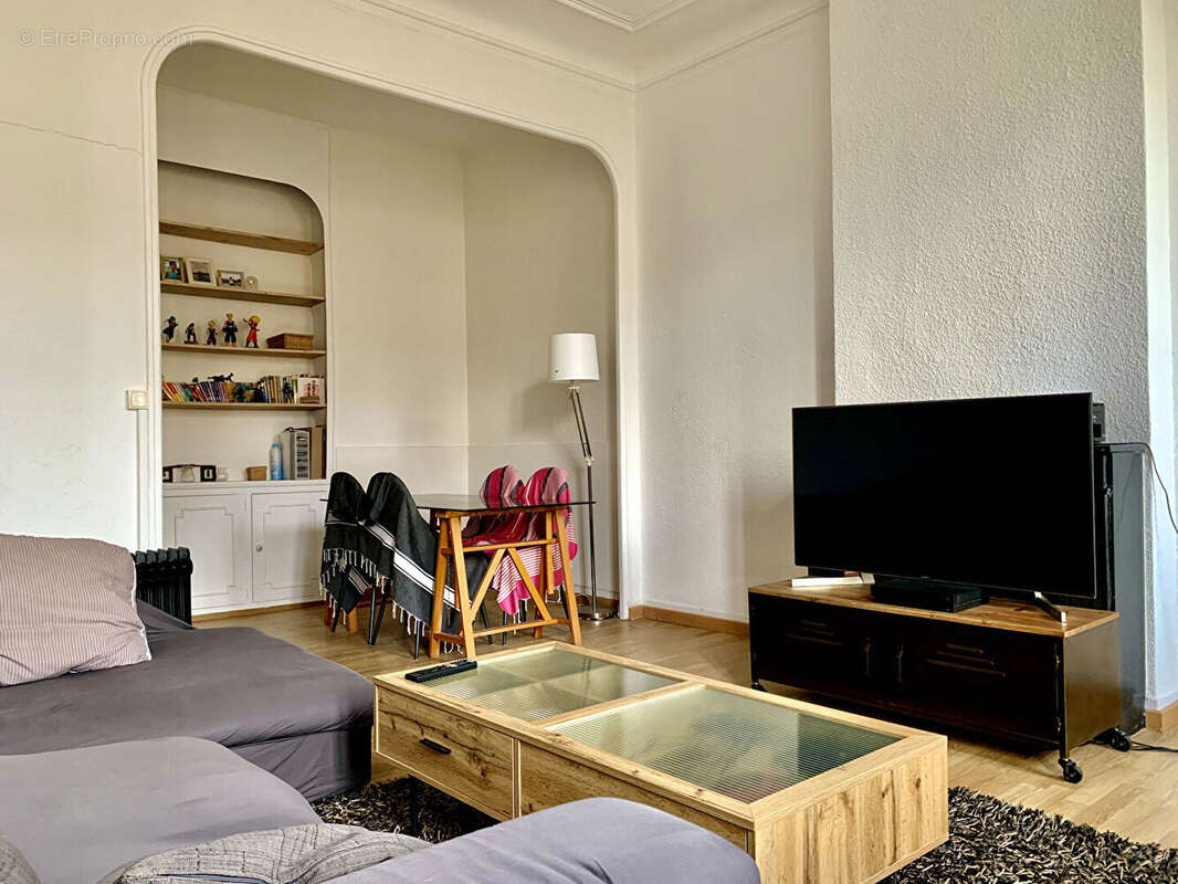 Appartement à MARSEILLE-6E