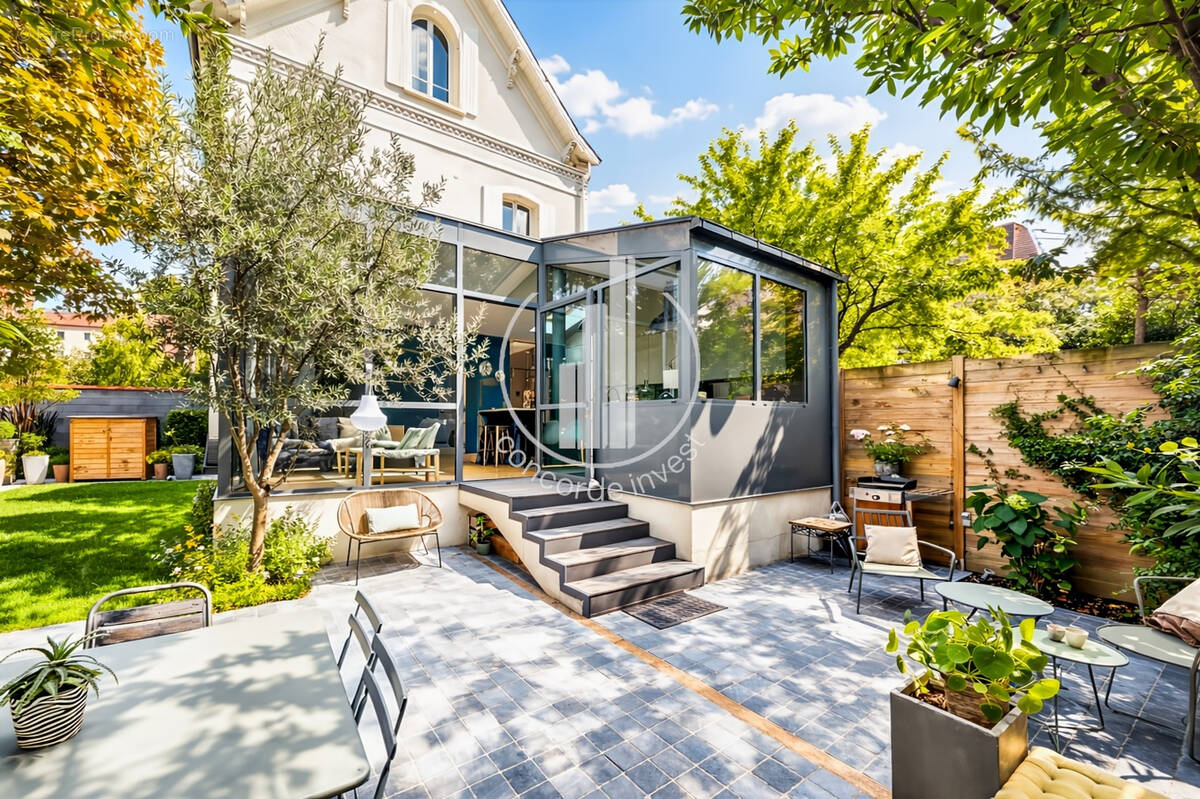 Maison à BOIS-COLOMBES