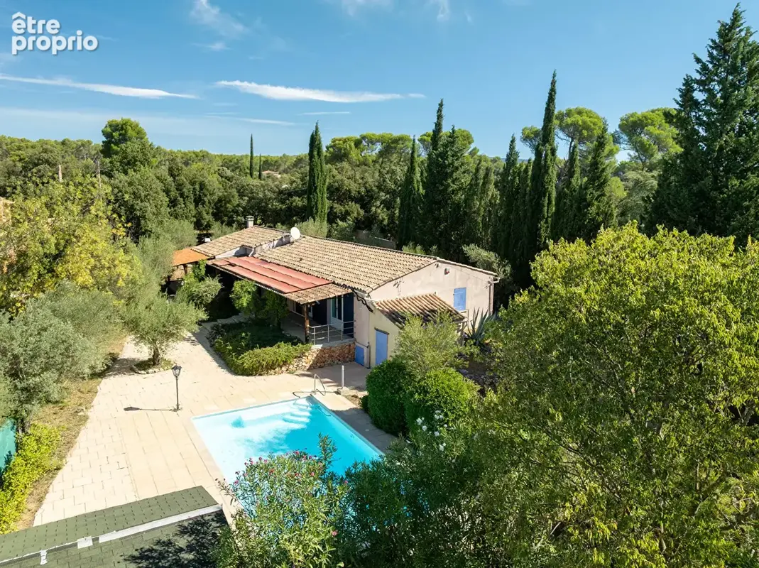 Maison à SILLANS-LA-CASCADE