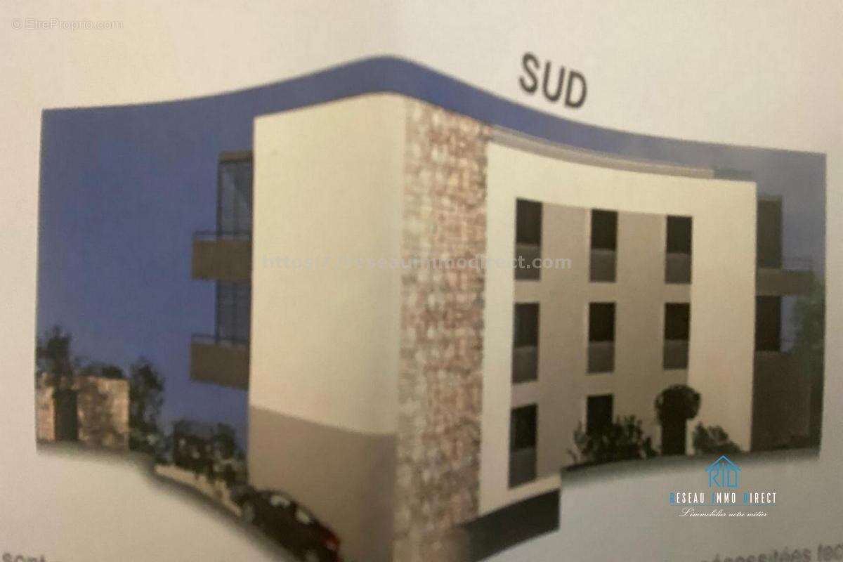 Appartement à FREJUS