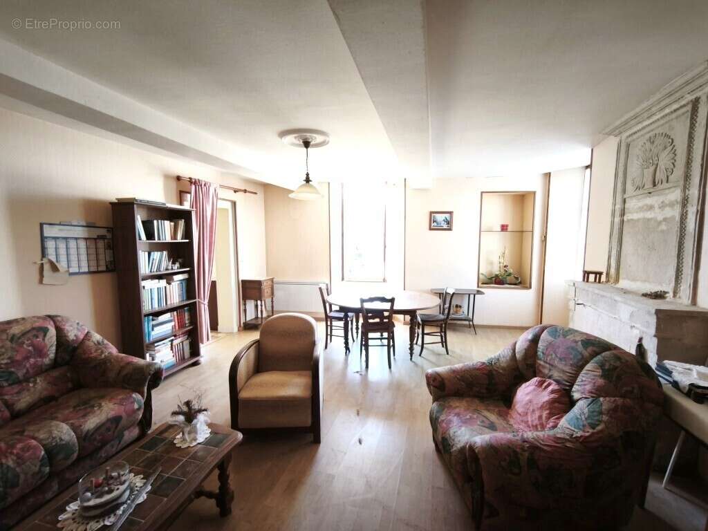 Maison à GEMOZAC