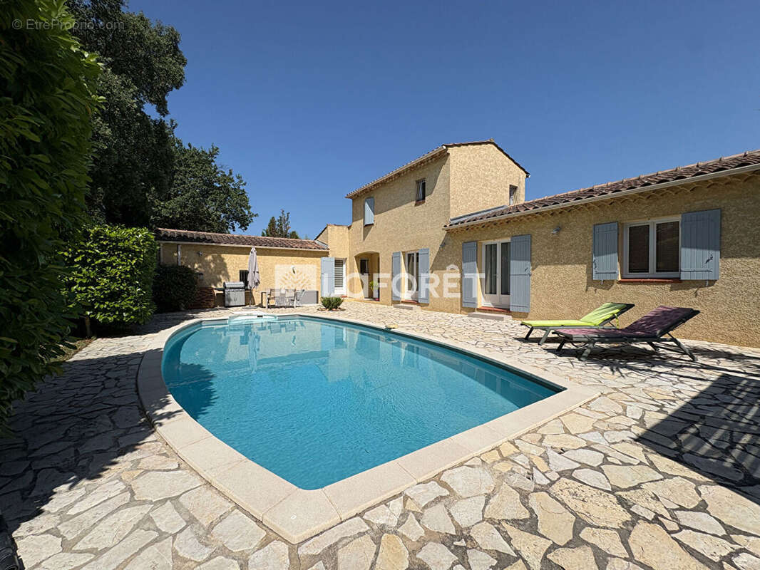 Maison à VEDENE