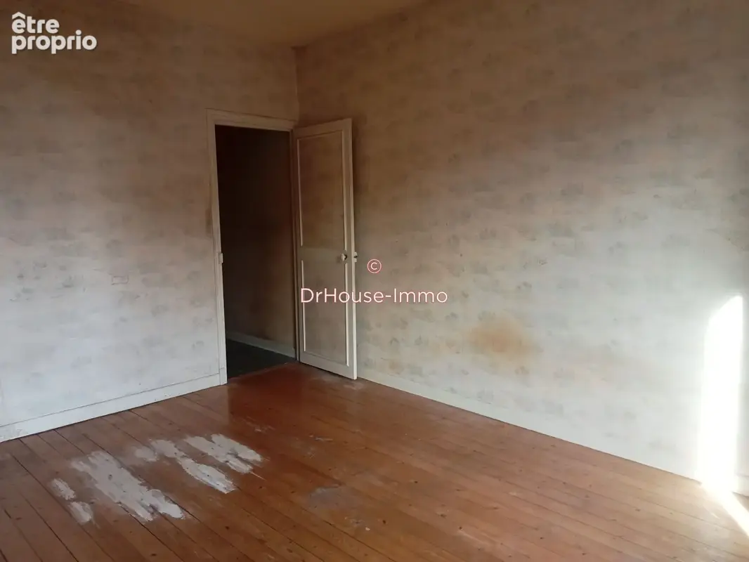 Maison 6 pièces 115 m² à vendre à Gy-Les-Nonains (45220) - photo 7