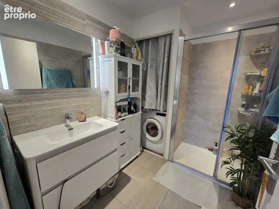 SAINT-RAPHAEL - T3 75m2 + GARAGE Proche Centre ville - photo 6