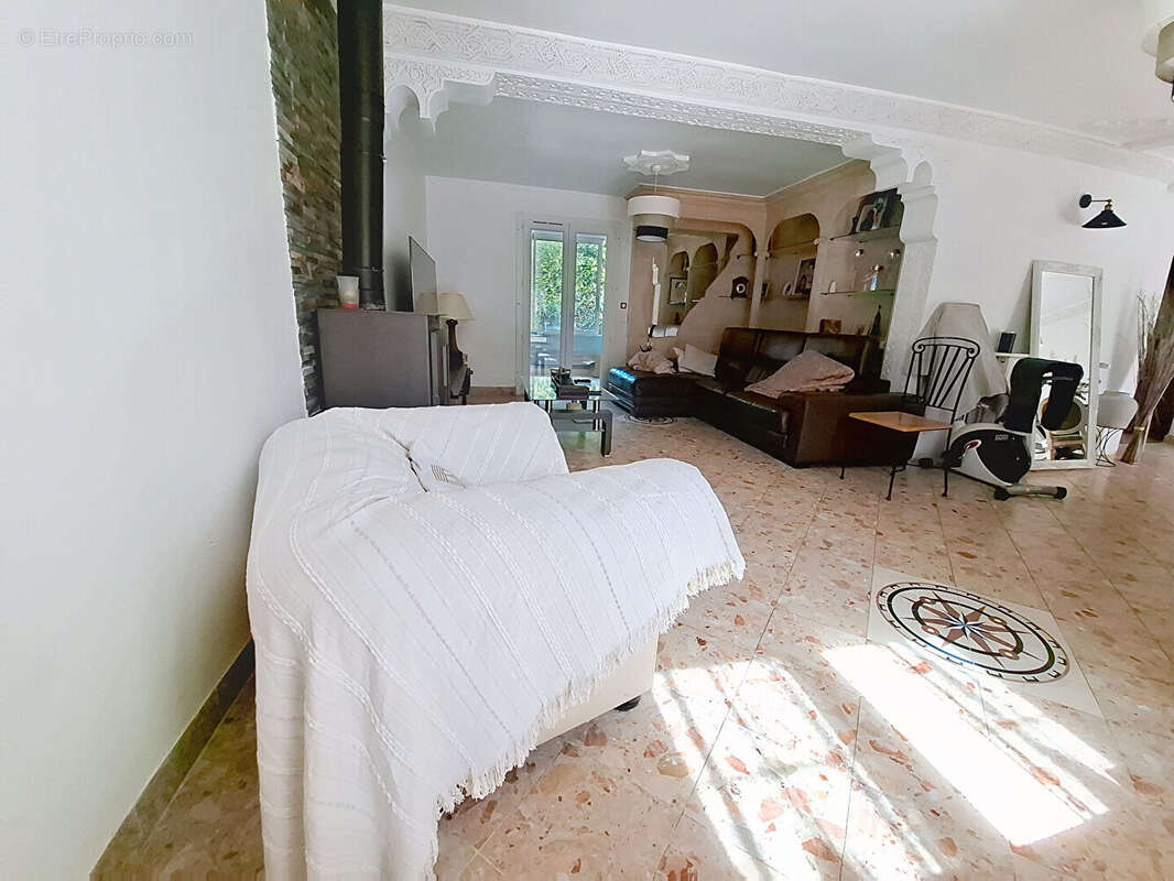 Maison à SAINT-GERMAIN-SUR-MORIN