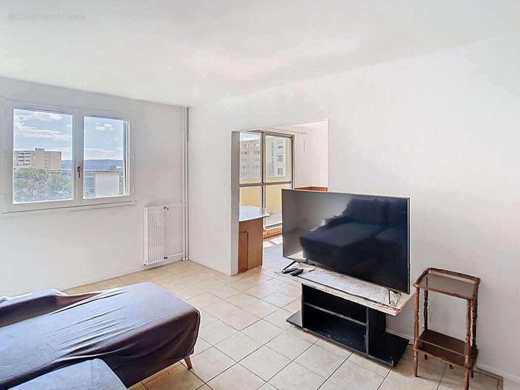 Appartement à VITROLLES