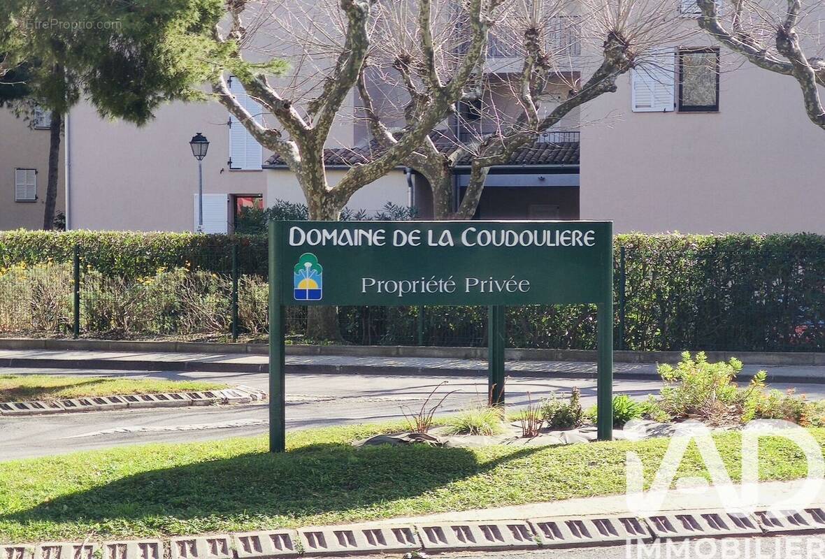 Photo 1 - Appartement à SIX-FOURS-LES-PLAGES