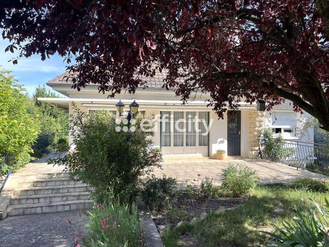 Maison à VERNEUIL-SUR-SEINE