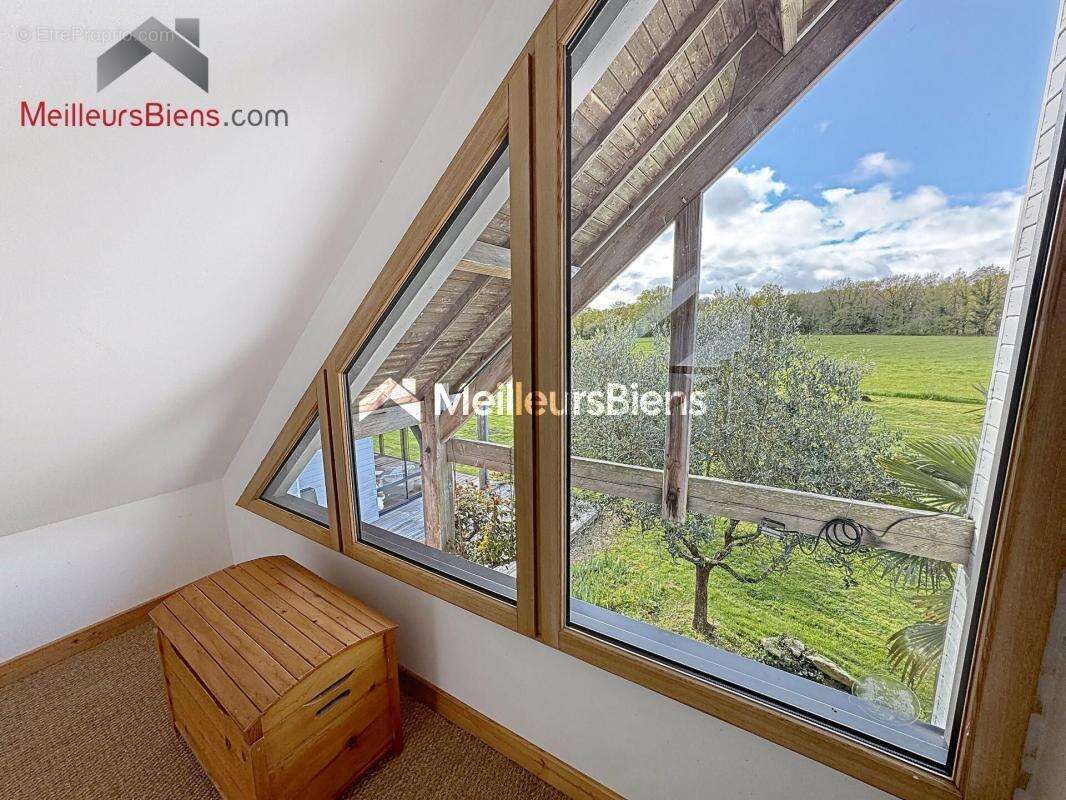NOUVEAU PRIX ! St Molf Maison ossature bois de 253 m² avec parc arboré, géothermie et accès littoral - photo 14