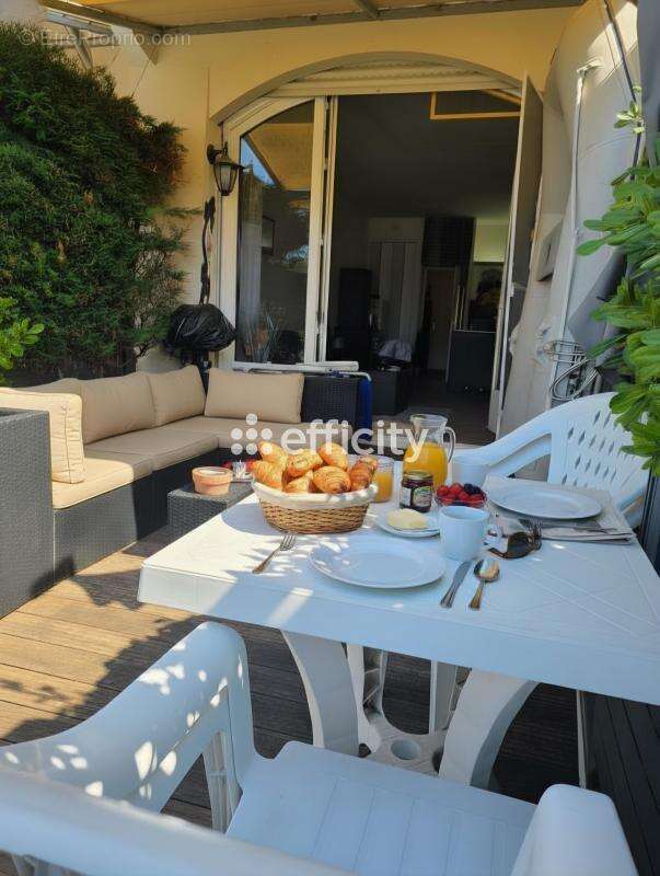 Appartement à GRIMAUD