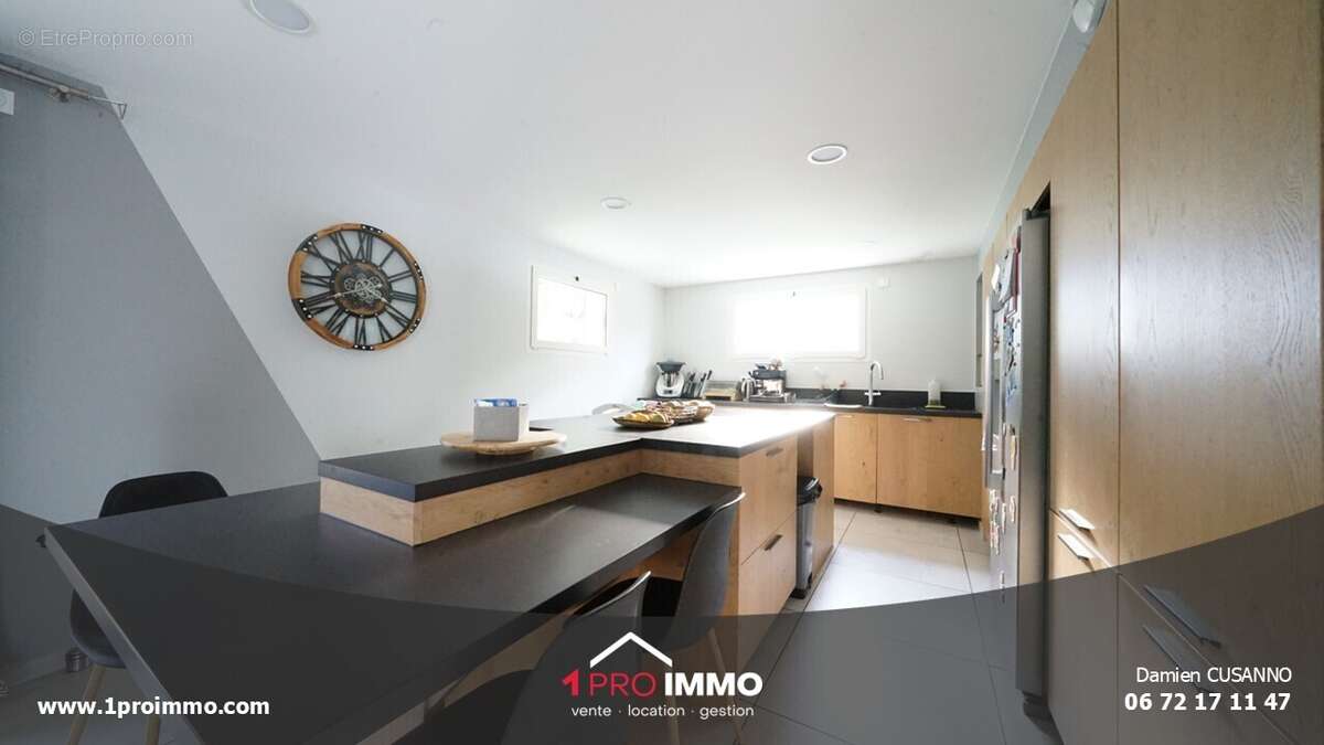 photos n°10 - Maison à FONTANIL-CORNILLON