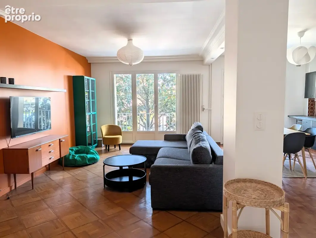 Appartement à BRON