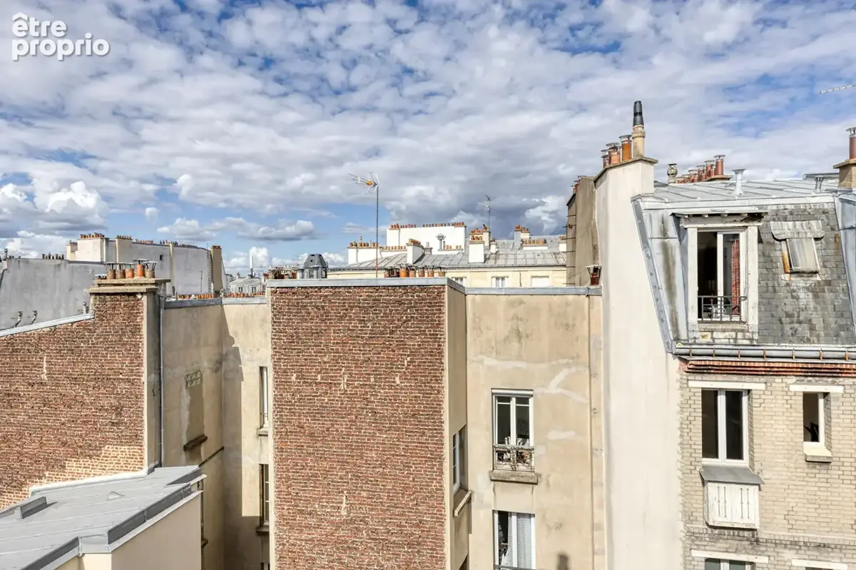Jules Joffrin - Studio 34 m² - Etage élevé - vue sur le Sacré-Coeur - photo 9