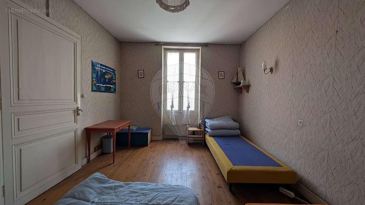 Maison à LES MATHES
