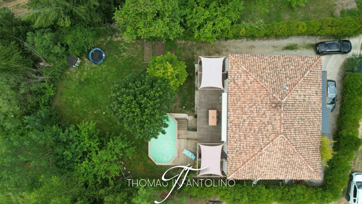 Maison à VERZEILLE