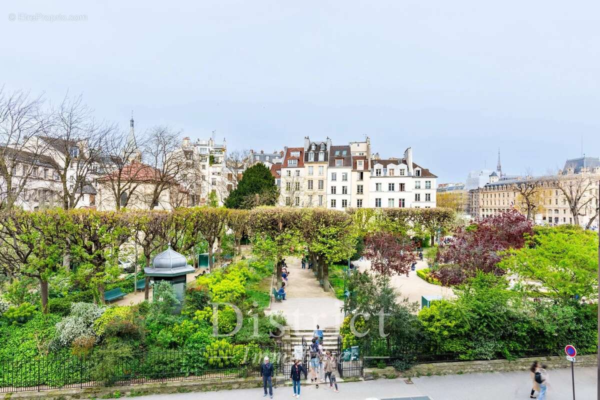 Appartement à PARIS-5E