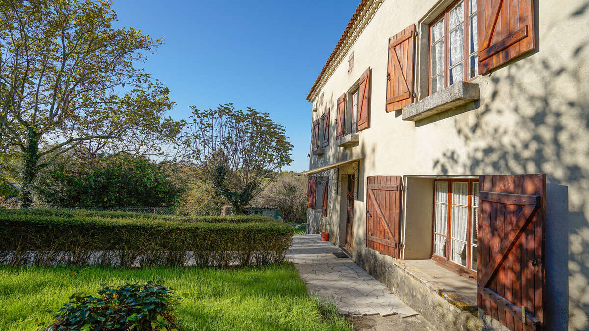 Maison à BOURG-DE-VISA