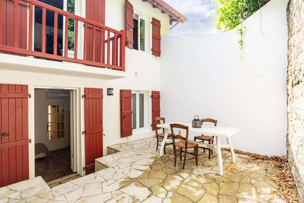 Appartement à CIBOURE