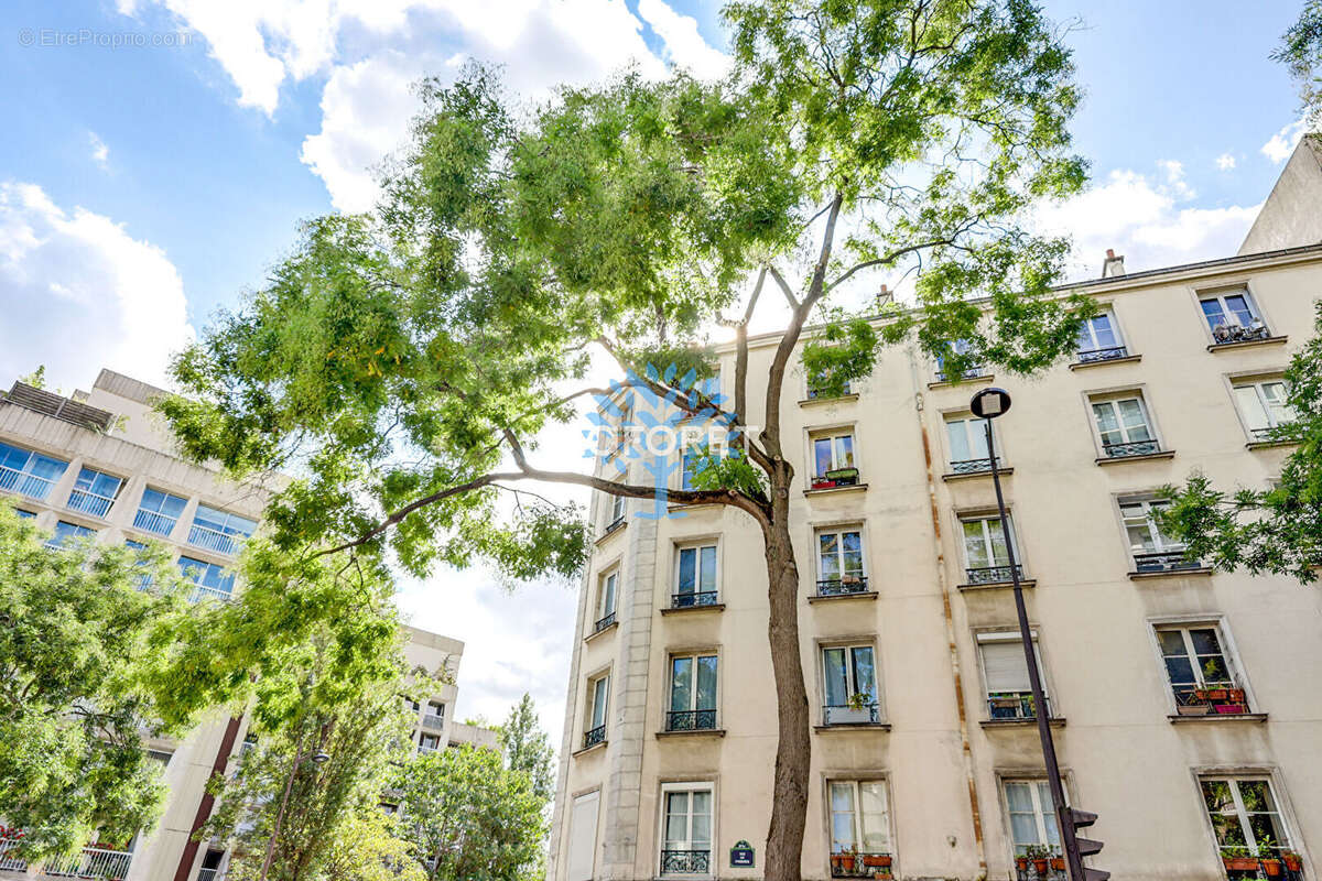 Appartement à PARIS-20E