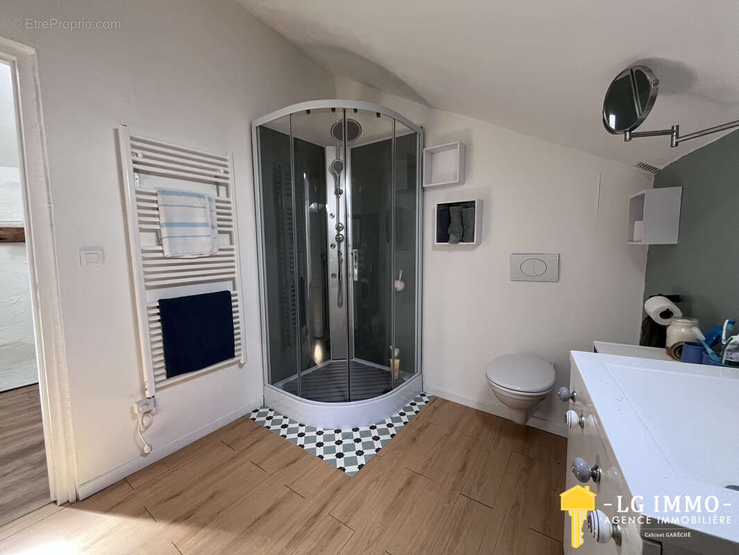 Maison à MORTAGNE-SUR-GIRONDE