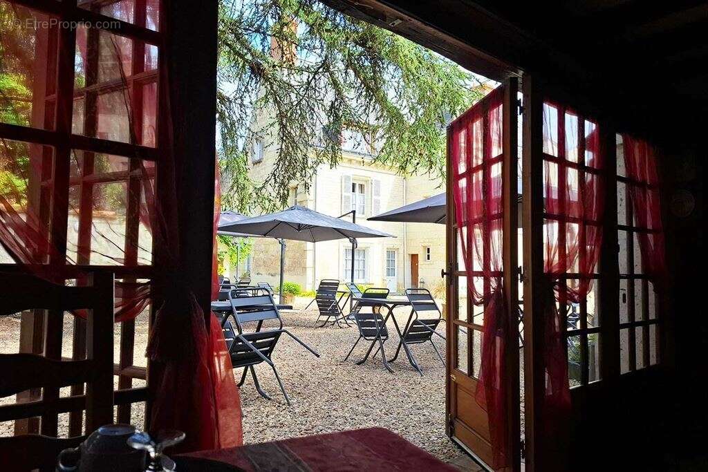 Maison à BEAUMONT-EN-VERON