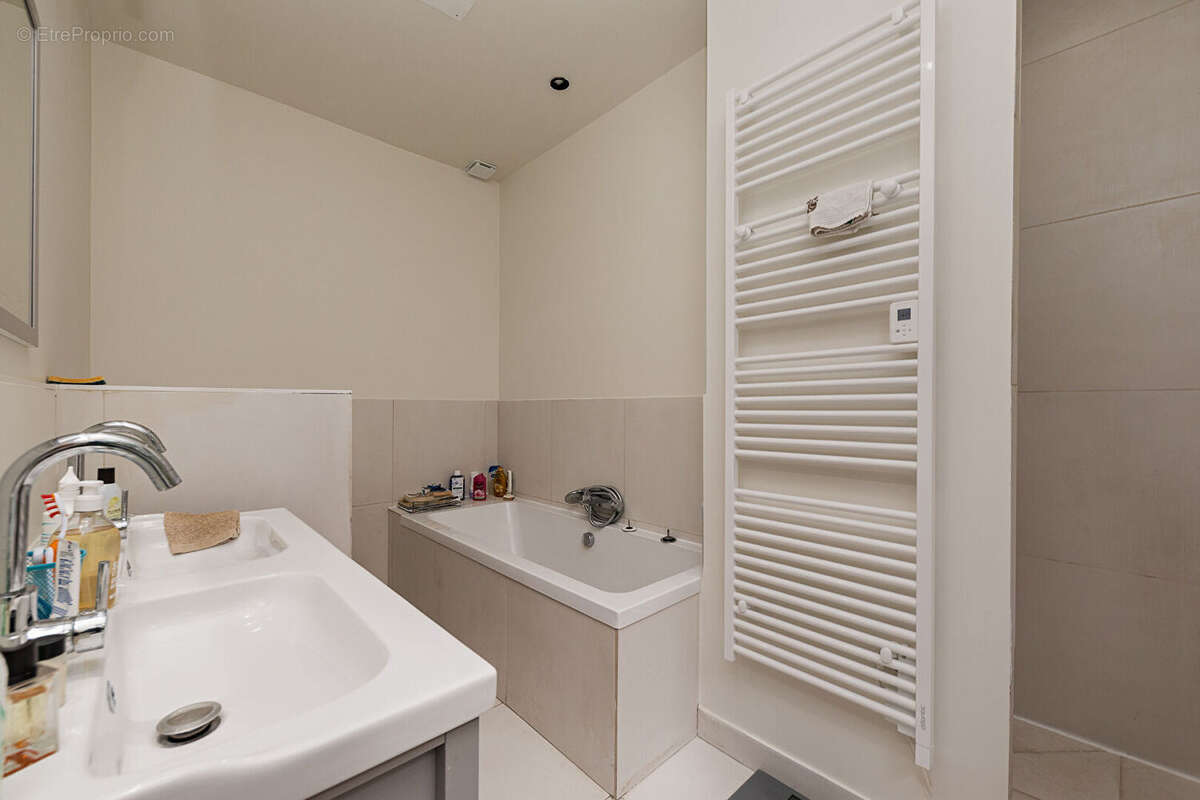 Maison à MONT-SAINT-AIGNAN