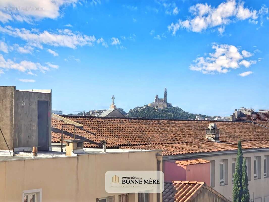 Appartement à MARSEILLE-1E