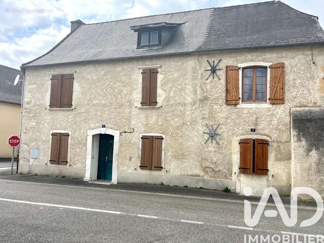 Maison 130 m² à Pardies  - photo 3