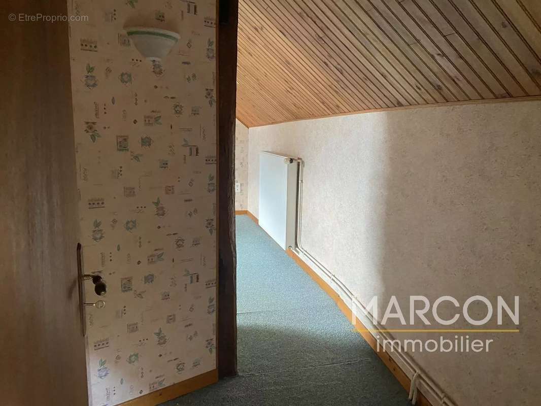 Maison à NOUZEROLLES