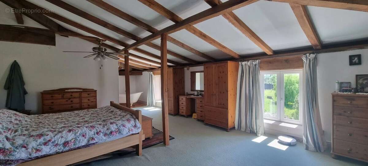 Maison à MONTPEZAT-DE-QUERCY