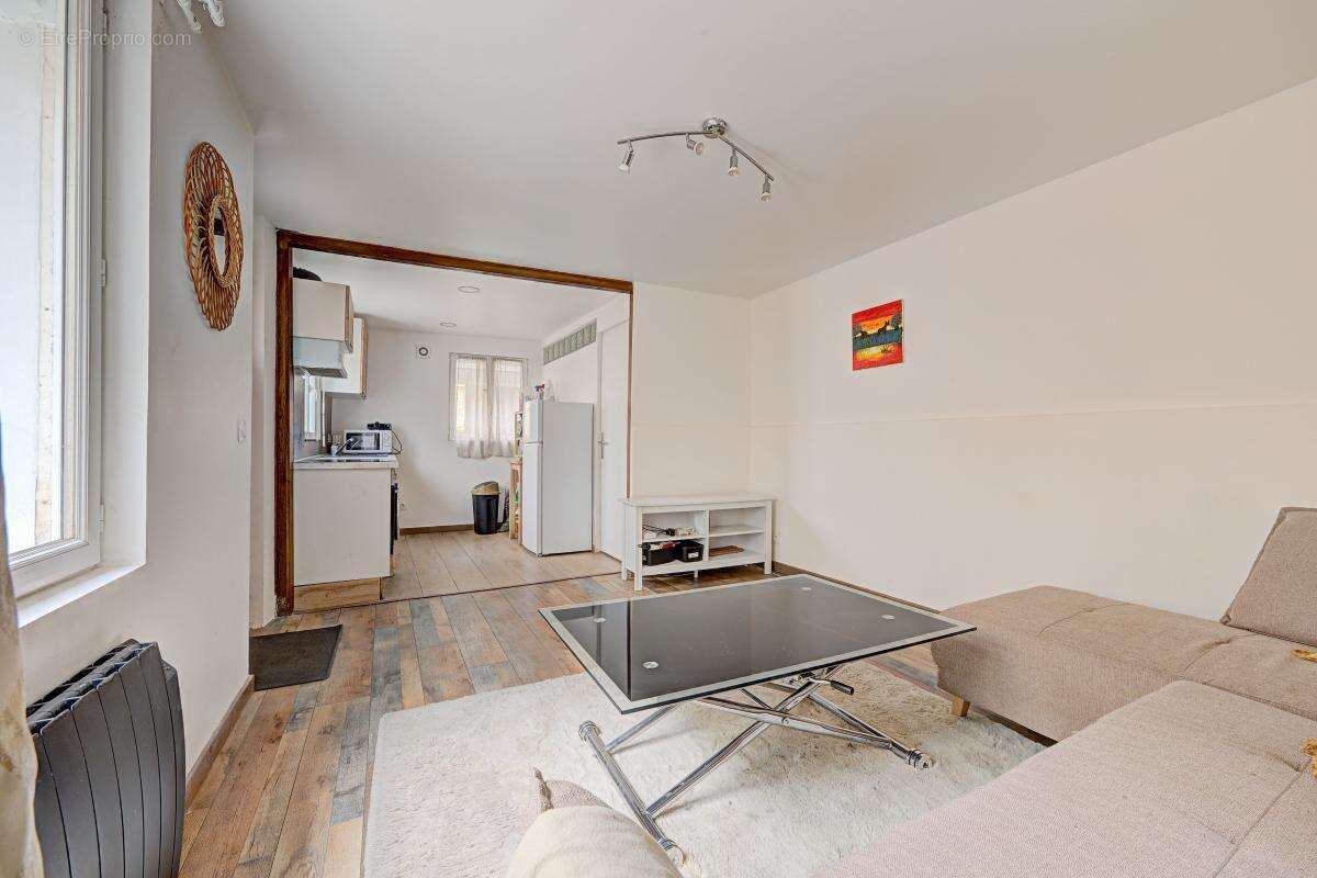 Appartement à VILLEMOMBLE