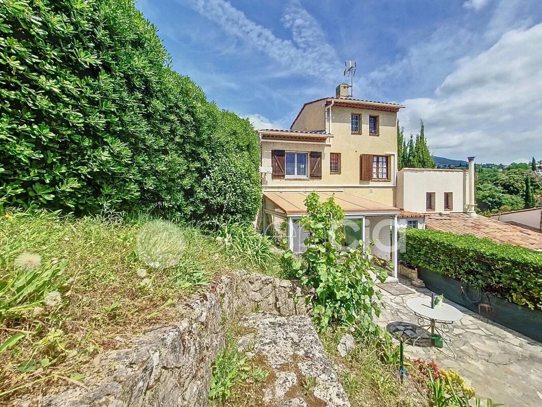 Maison à GRASSE