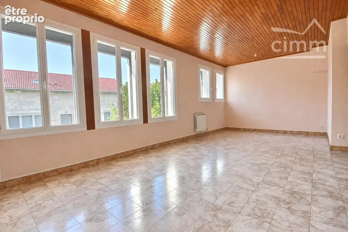 À vendre – Maison mitoyenne 4 pièces avec sous-sol, garage et terrain à Tencin - photo 7
