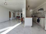 Appartement à VILLETANEUSE