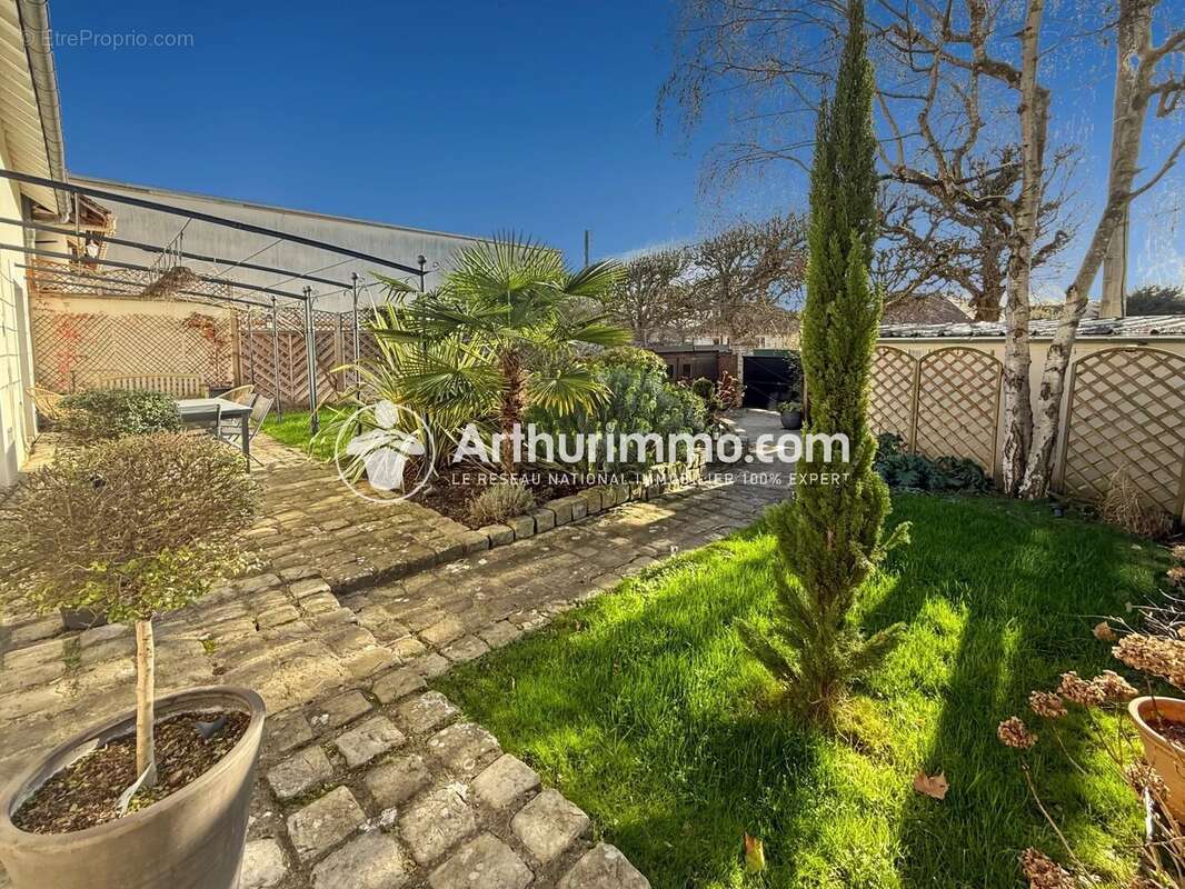 Maison à SOISY-SUR-SEINE