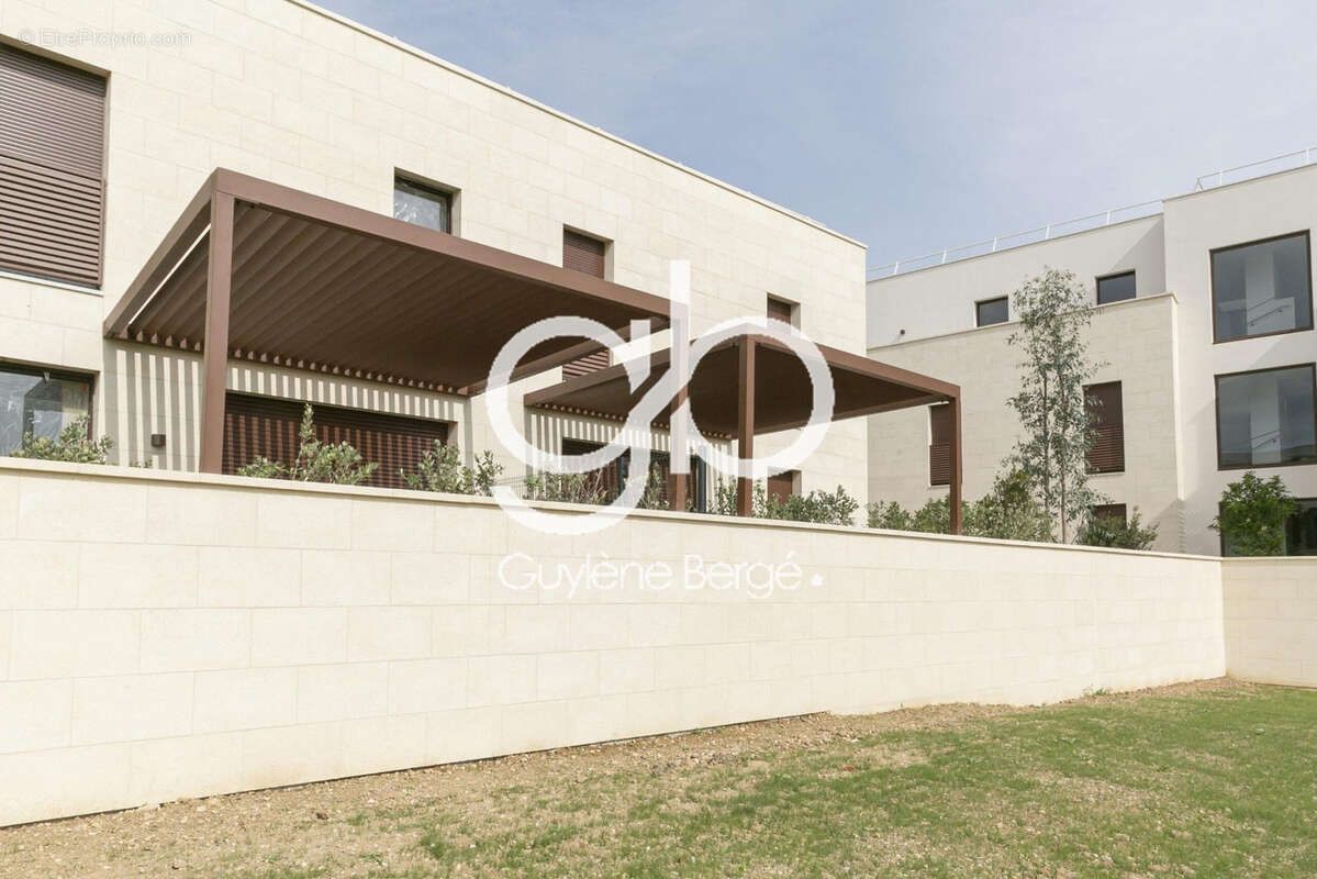 Appartement à CASTRIES